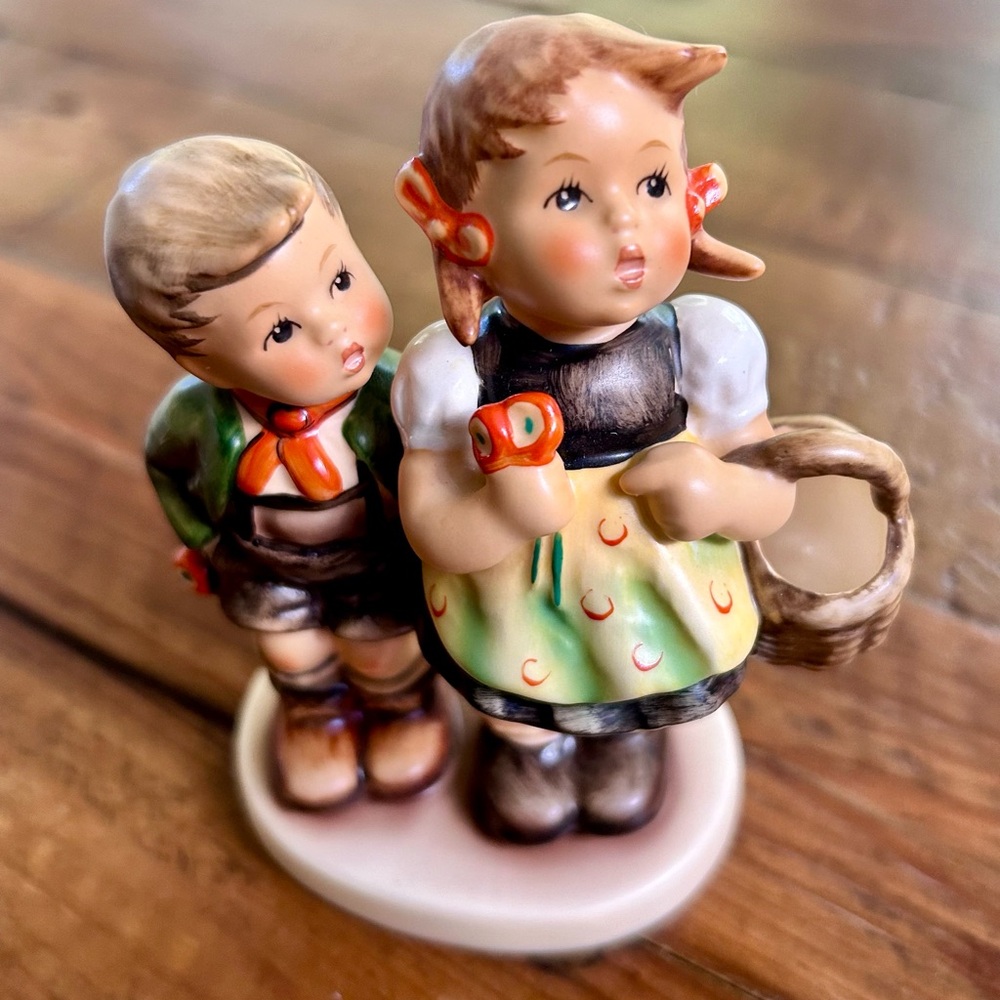 Vintage Hummel Figurine To Market Hum 49